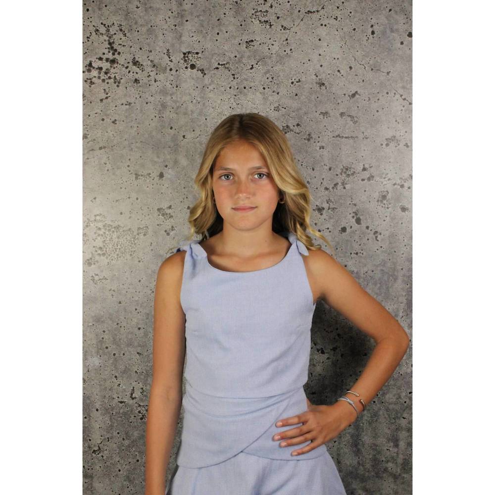 NEW IF SO tulip back top in blue